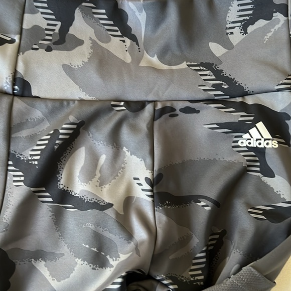 Women’s grey adidas camp leggings size 6 - Picture 7 of 7